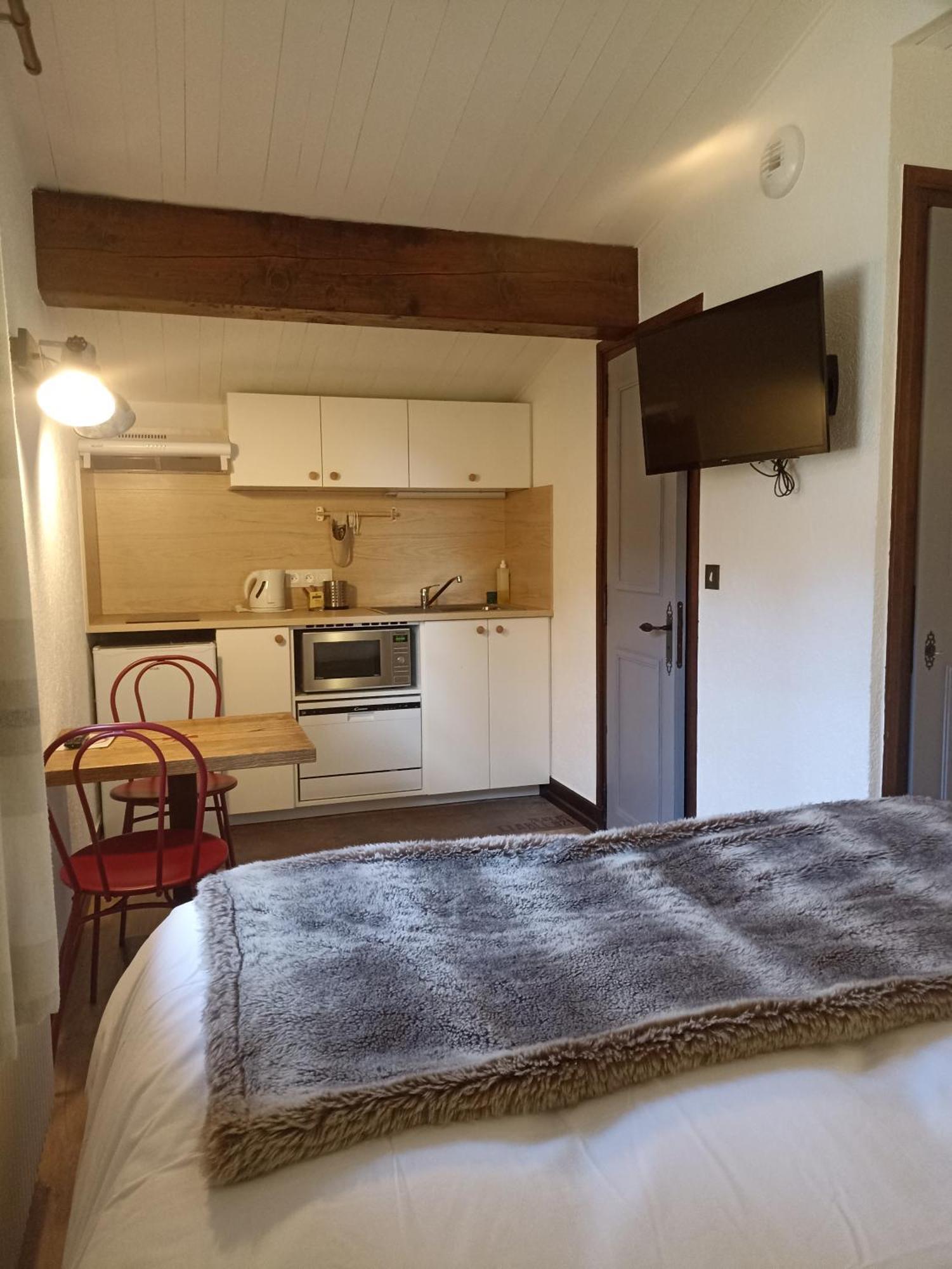 Chalet Appart'Hôtel l'Eau Vive Saint-Nicolas-la-Chapelle  Exterior foto